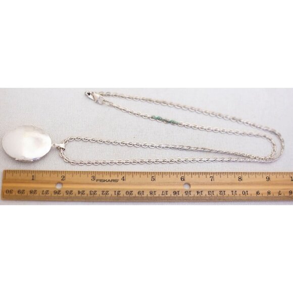 Vintage Silver Tone Art Nouveau Oval Locket Necklace 31 inch Branded 1928 - A22 - Picture 5 of 5